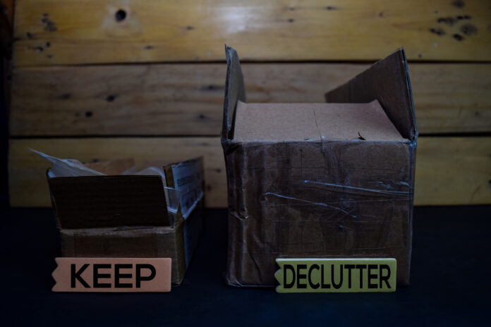 Declutter